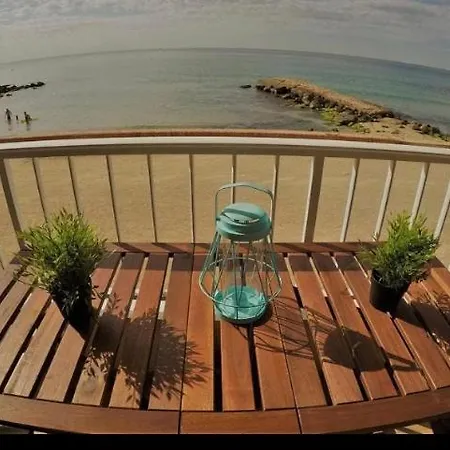Apartamento Junto Al Mar Apartment *